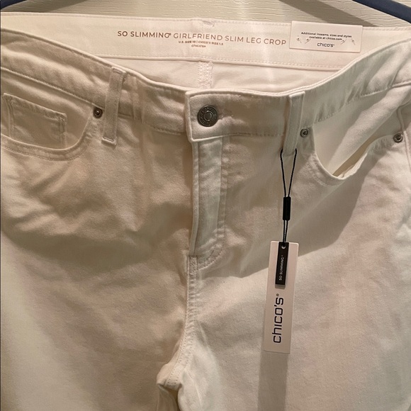 Chico's Denim - Chico's Cream Girlfriend Slim Leg Crop Pants